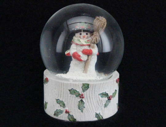 SnowGlobe Old Time Snowman Med