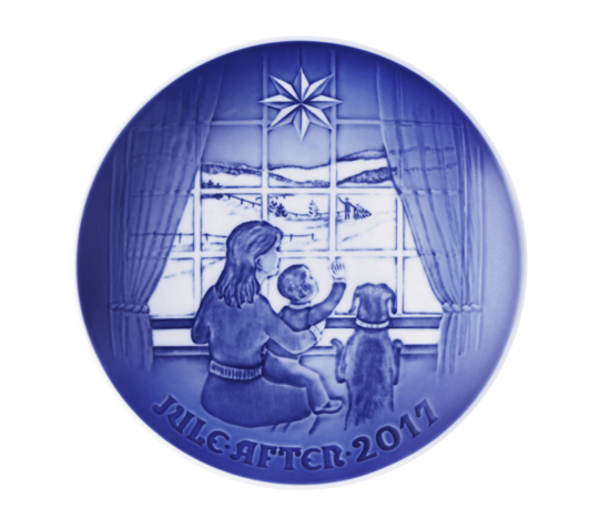 Bing & Grondahl Annual Christmas Plate, Family waiting for the Tree to Arrive 2017