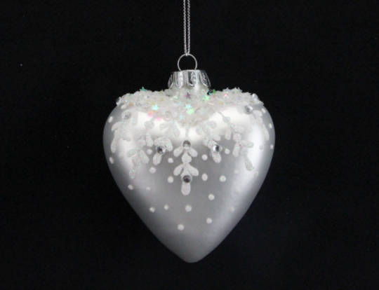 Glass Heart Matt Pearly White w/White Glitter Leaves & Dots