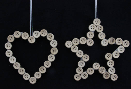 Hanging Star or Heart with Natural Buttons 12cm